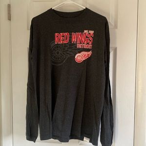 Mens red wings shirt